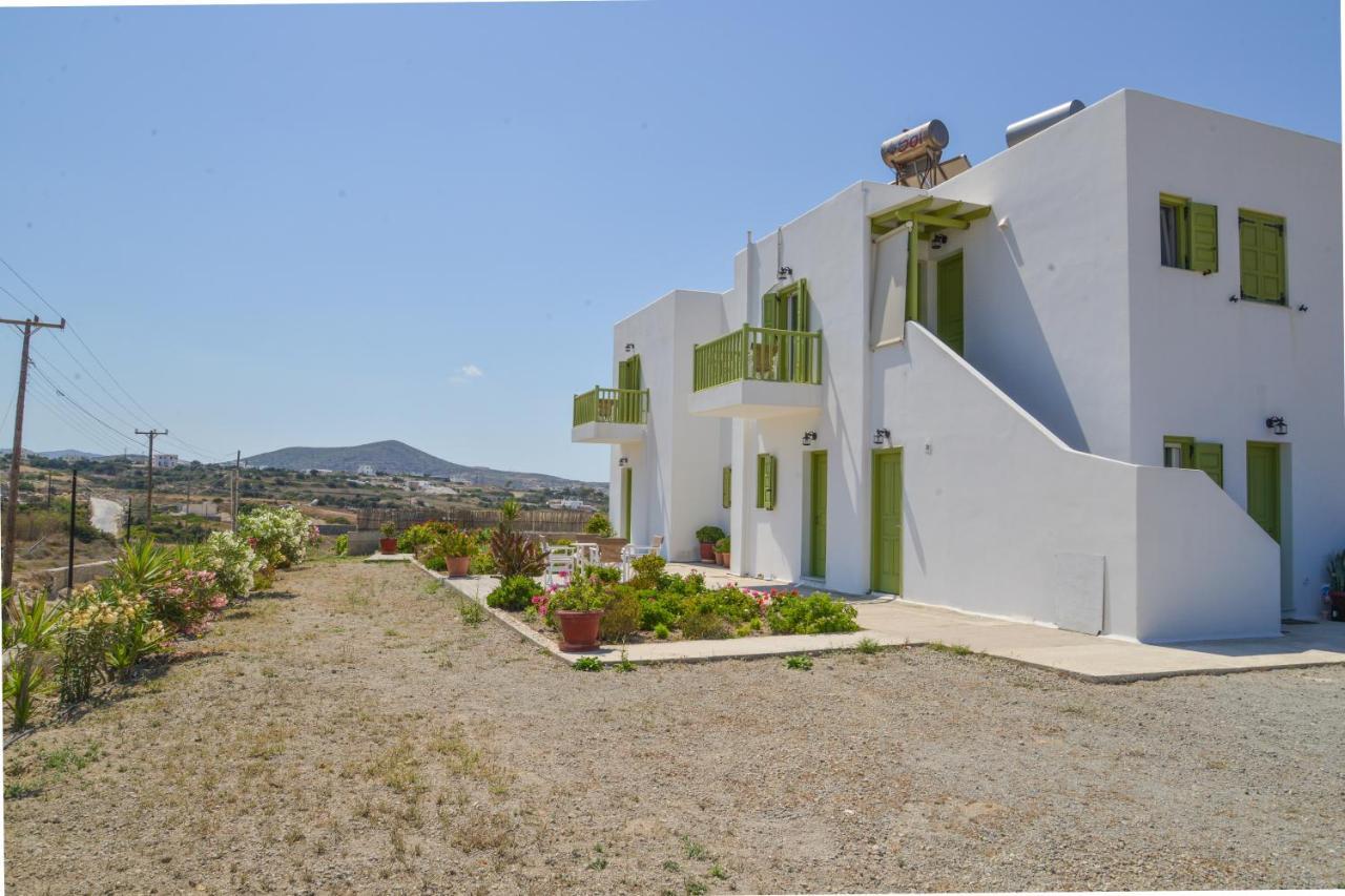 Zeras Apartments Adamantas  Exterior photo